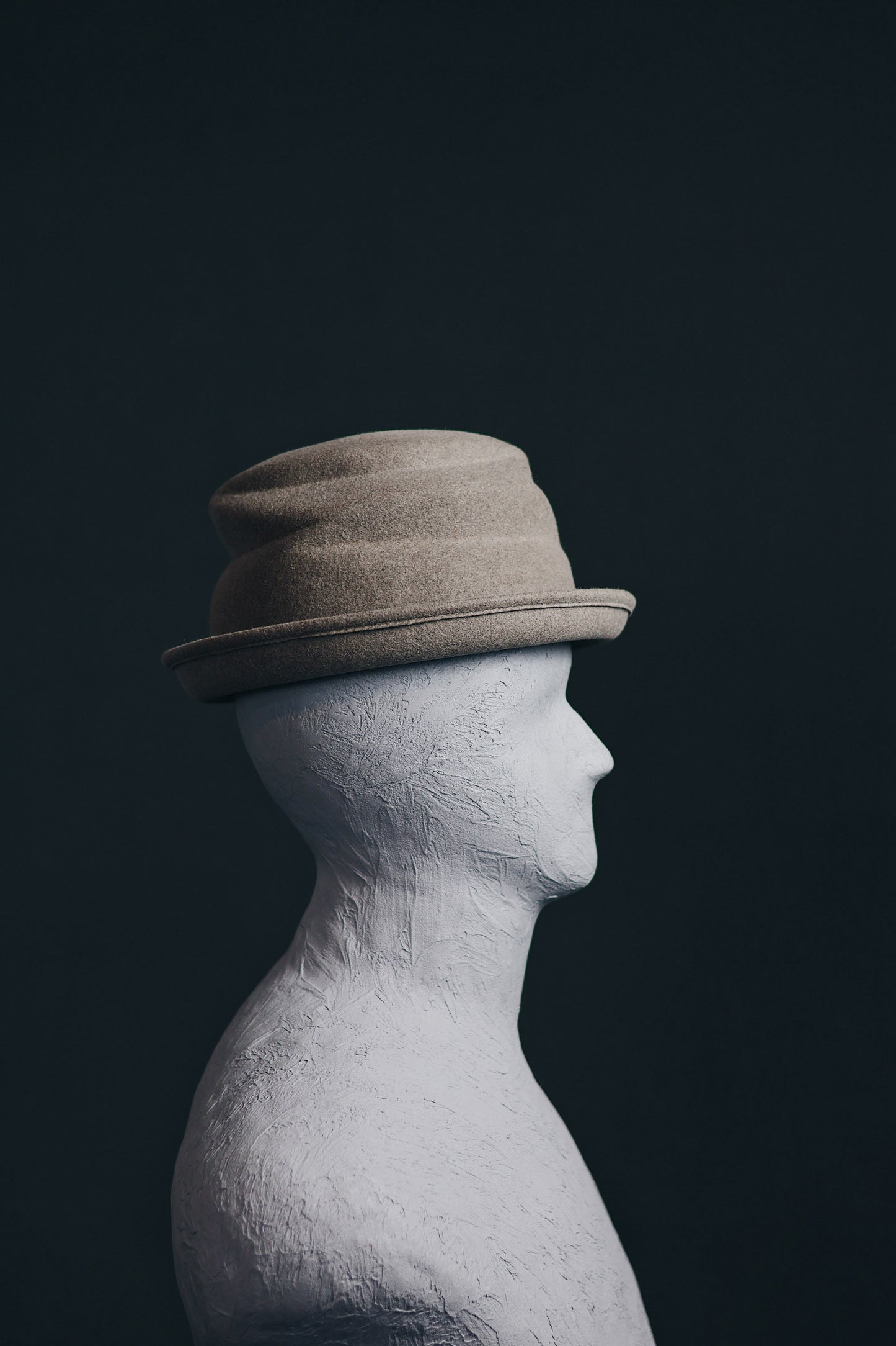 FREE STEP HAT