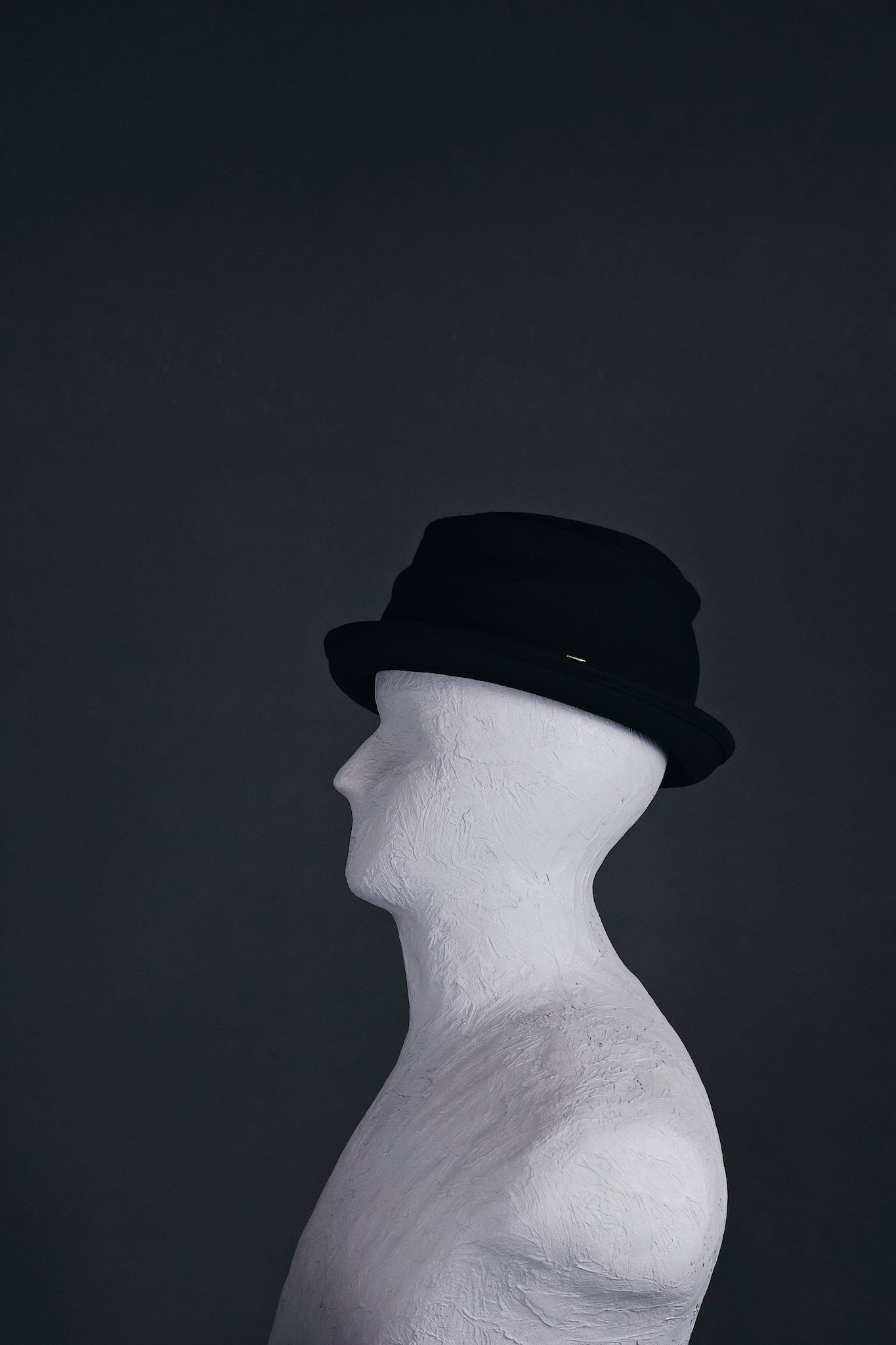 FREE STEP HAT