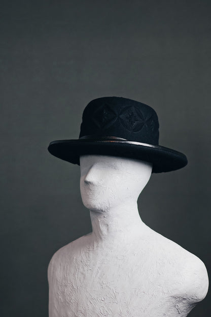 KIRIKO HAT