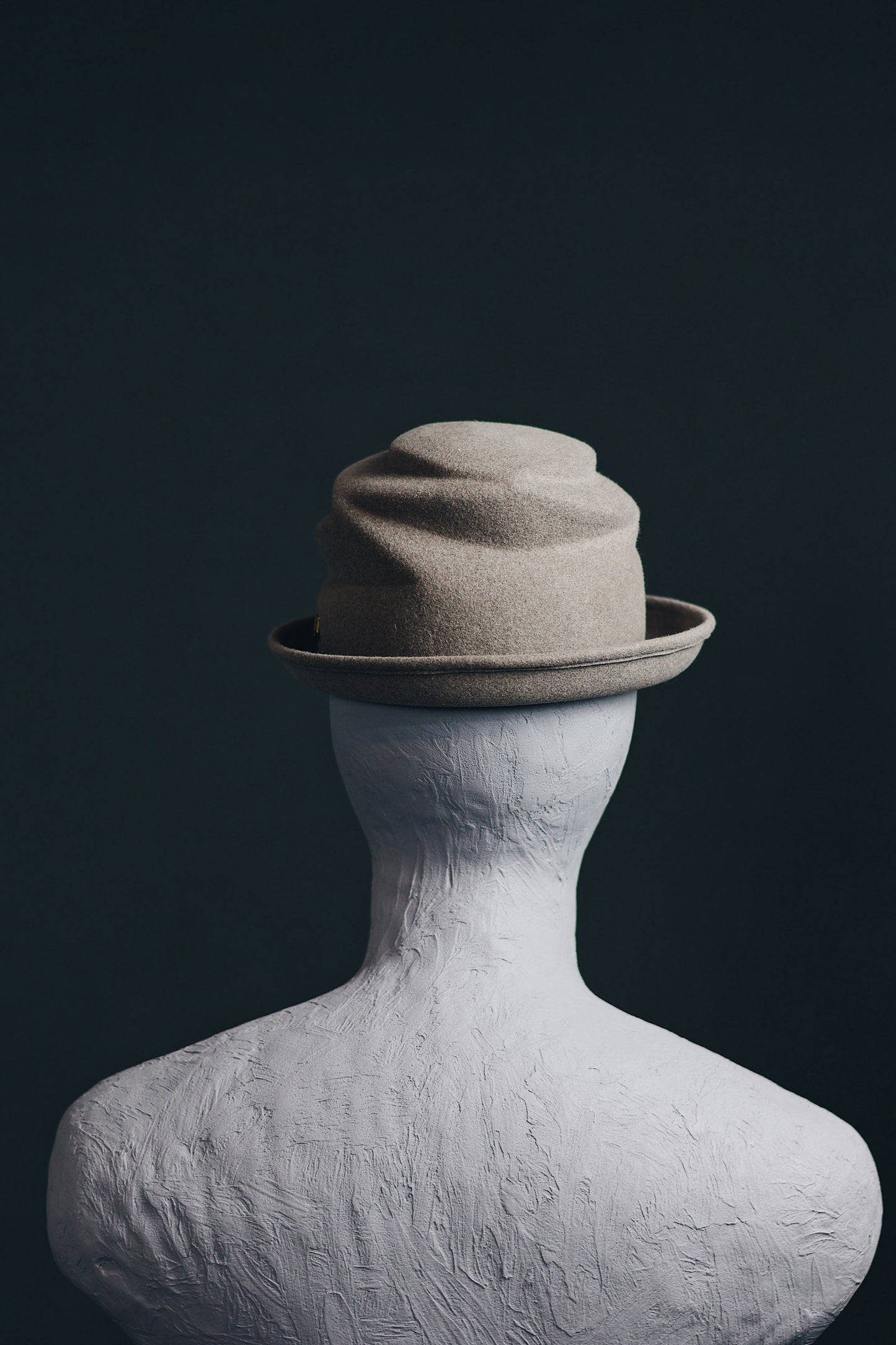 FREE STEP HAT